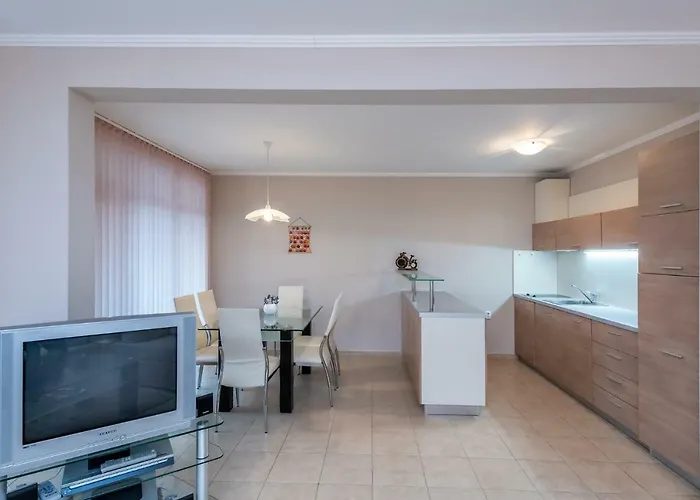 Daire Complex Severina *